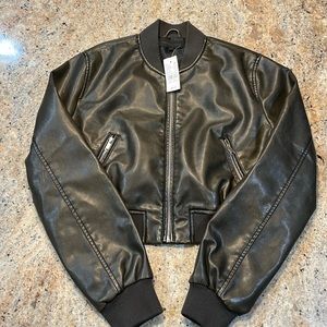 Kendall + Kylie cropped pleather zip up Jacket Women’s small